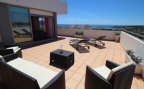 Atlantico Apartments